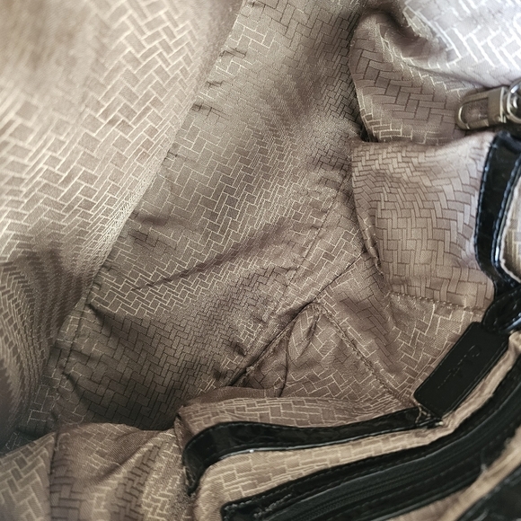 Cole Haan Crocodile embossed black shoulder bag - Picture 6 of 7